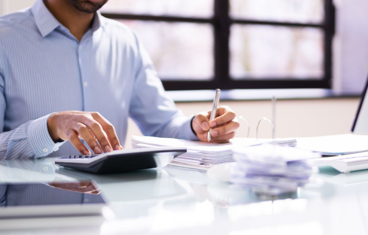 normas e técnicas próprias da contabilidade aplicada ao setor público